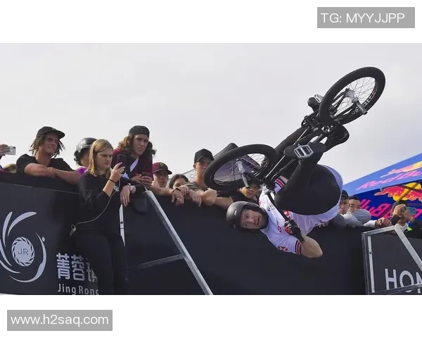 重庆极限运动队与杭州极限运动队赛后复盘分析比赛节奏与表现对比