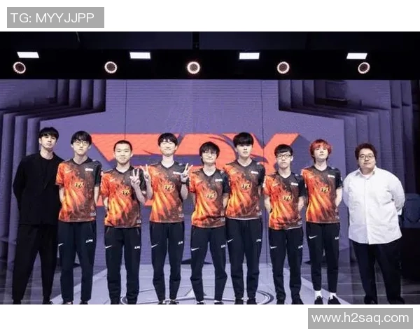 世界大师赛分析:FPX团队协作展现出色配合与战术执行力 世界大师赛分析:FPX团队协作展现出色配合与战术执行力